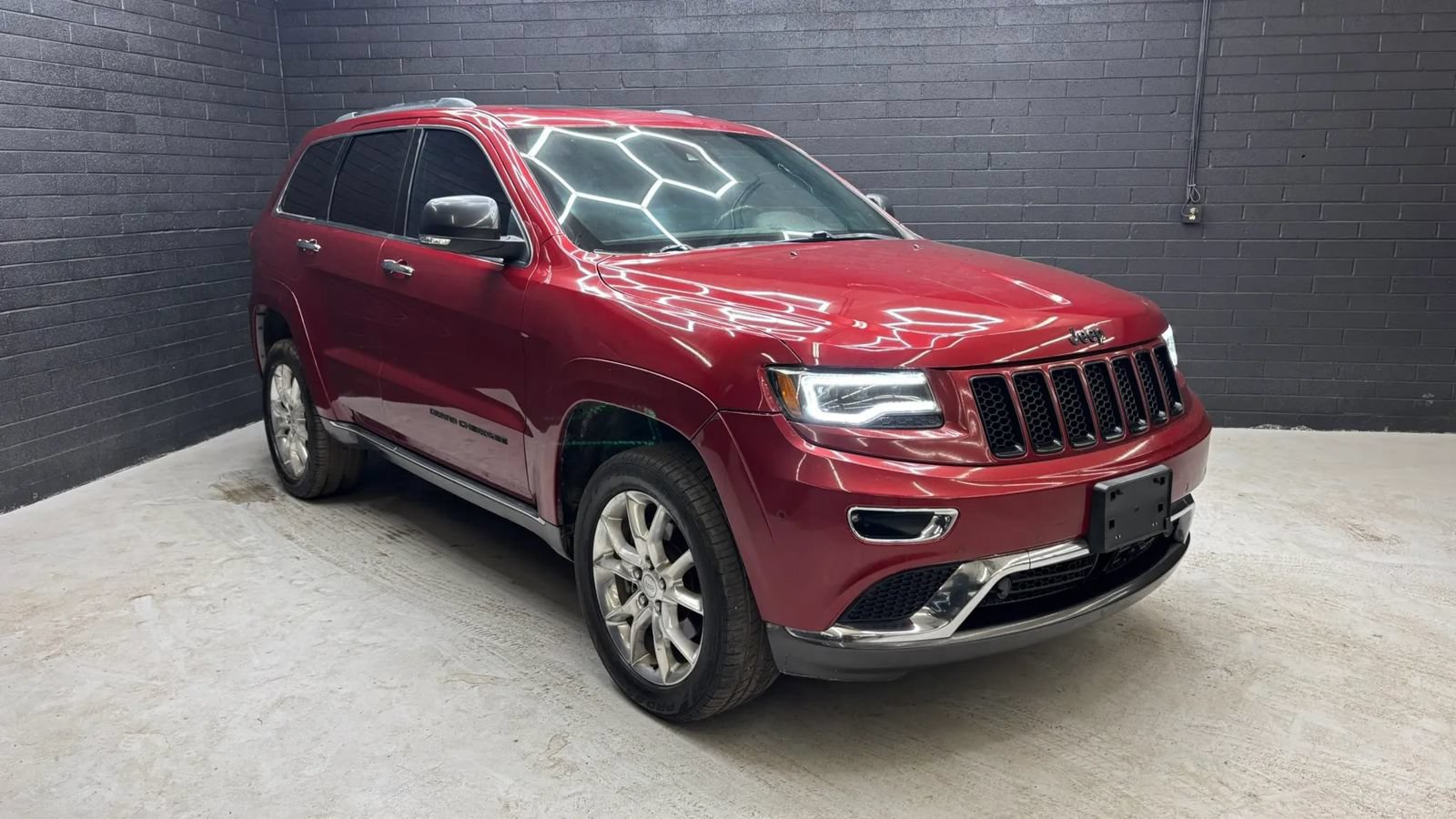 Used 2014 Jeep Grand Cherokee Summit AWD/4WD image 1