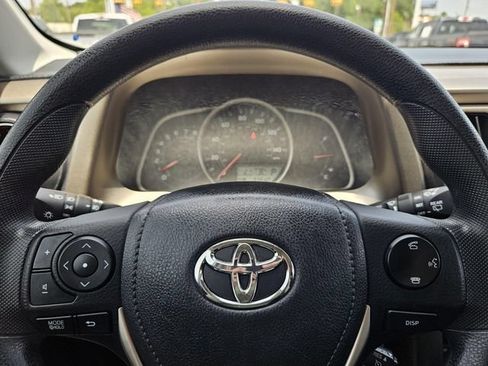 Used 2013 Toyota RAV4 XLE FWD image 30