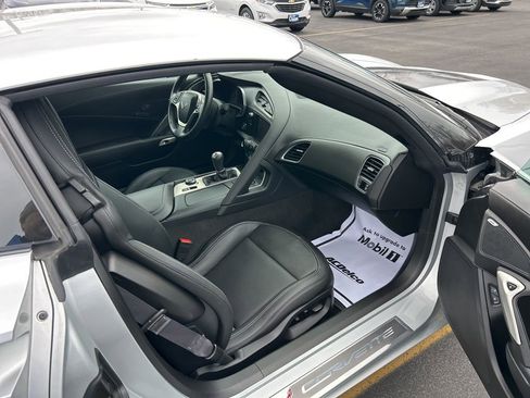 Used 2015 Chevrolet Corvette Stingray Z51 w/ 2LT Preferred Equipment Group image 31