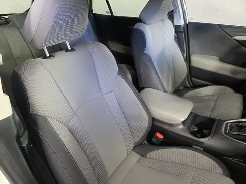 Used 2020 Subaru Outback Premium image 32