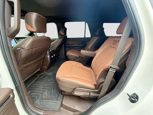 Used 2022 Ford Expedition King Ranch image 24