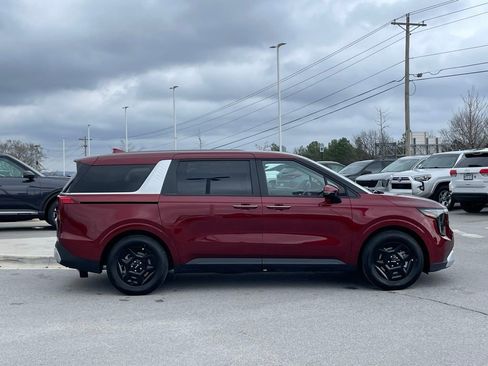 New 2026 Kia Carnival FWD image 8