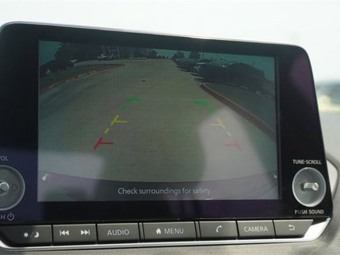 Used 2025 Nissan Sentra SV image 22