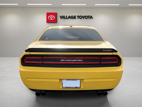 Used 2012 Dodge Challenger SRT8 Yellow Jacket w/ Premium Sound Group image 5