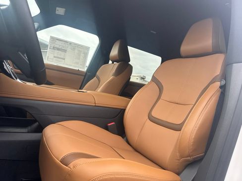 New 2026 Nissan Armada SL w/ Captain's Chari Seat Package AWD/4WD image 10