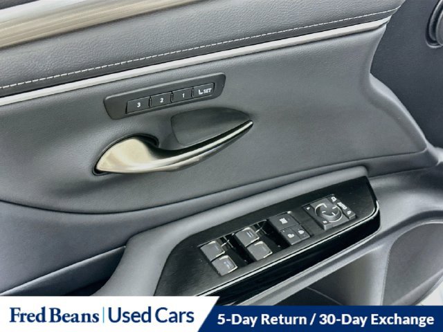 Used 2024 Lexus ES 350 F Sport w/ Technology Package FWD image 25