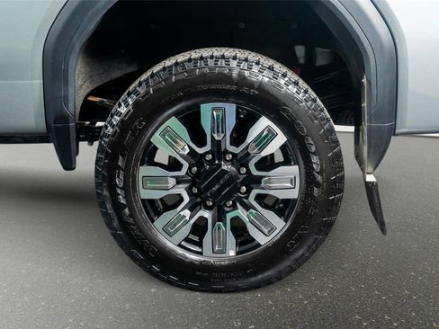 Used 2025 GMC Sierra 3500 Denali w/ Denali Reserve Package AWD/4WD image 16