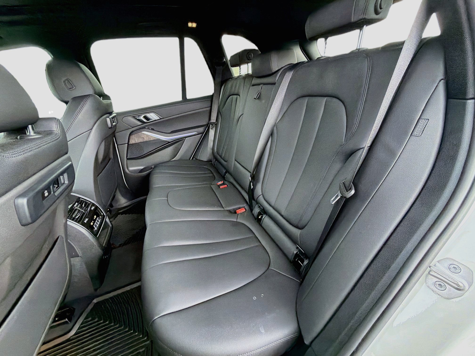 Used 2022 BMW X5 sDrive40i w/ Premium Package RWD image 21