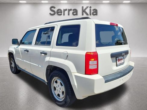 Used 2009 Jeep Patriot Sport FWD image 3
