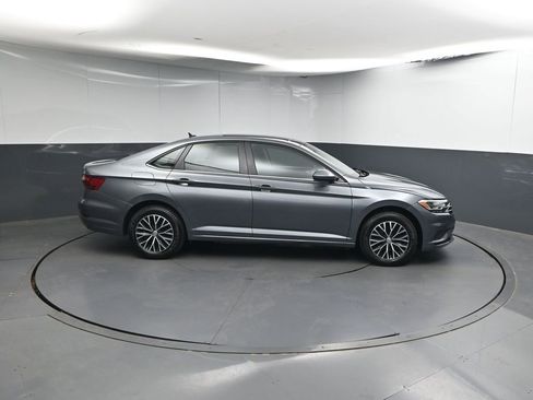 Used 2020 Volkswagen Jetta SE FWD image 24