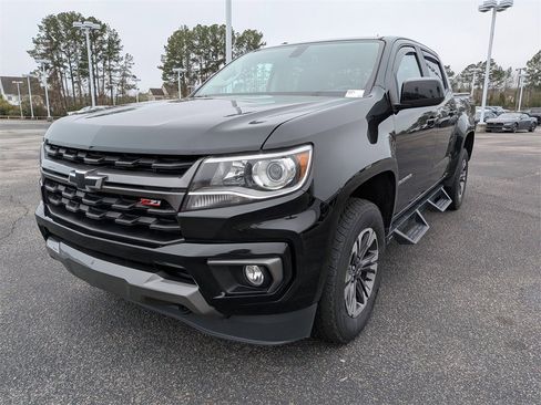 Used 2022 Chevrolet Colorado Z71 image 8