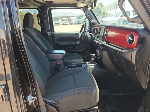 Used 2019 Jeep Wrangler Unlimited Rubicon AWD/4WD image 29