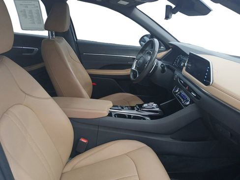 Used 2022 Hyundai Sonata Limited image 16