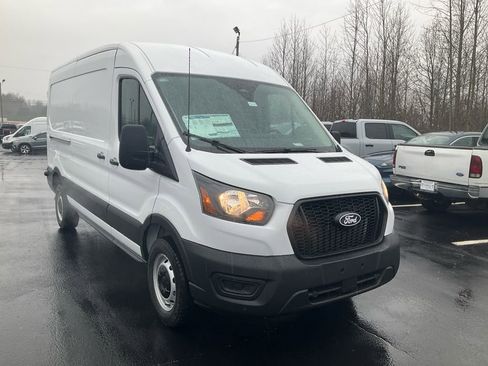 New 2026 Ford Transit 250 148 Medium Roof RWD image 3