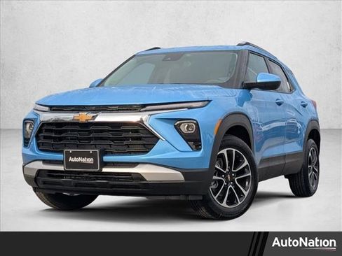 New 2026 Chevrolet TrailBlazer LT w/ Driver Confidence Package image 1