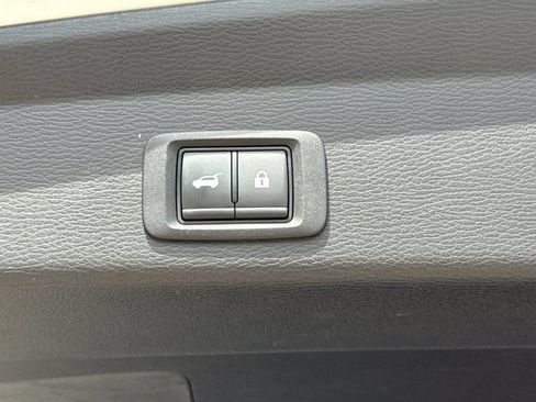Used 2024 Mitsubishi Outlander SE AWD/4WD image 12