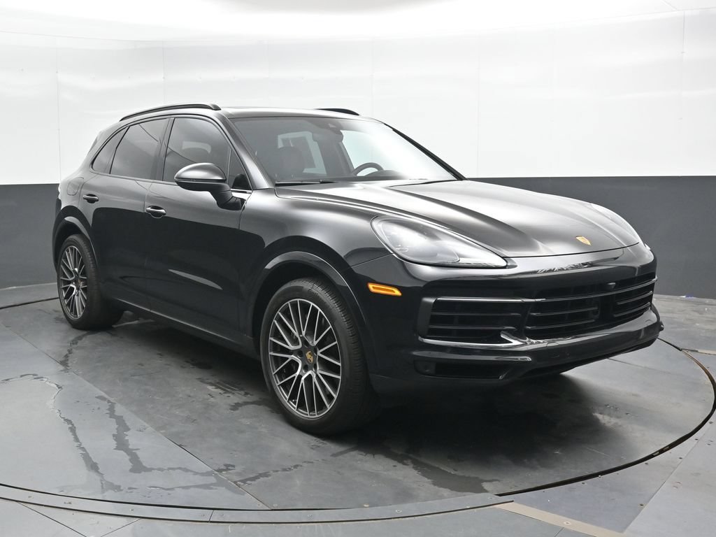 Used 2023 Porsche Cayenne AWD/4WD image 6