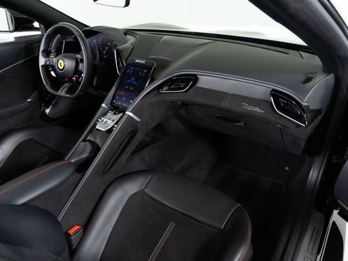 Used 2025 Ferrari Roma Spider RWD image 40