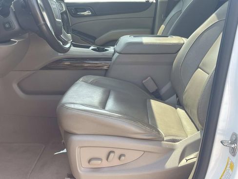 Used 2019 GMC Yukon XL SLT w/ Open Road Package RWD image 23