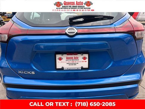 Used 2021 Nissan Kicks S FWD image 28