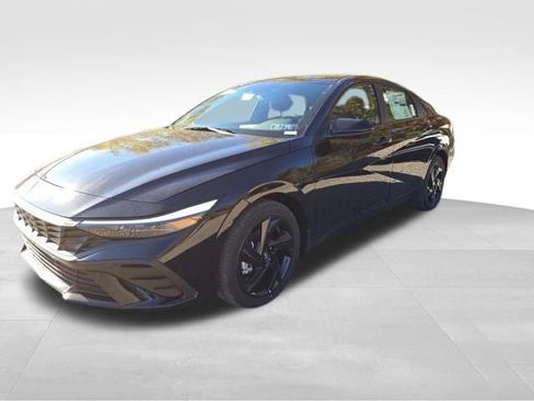 New 2026 Hyundai Elantra Sport FWD image 1