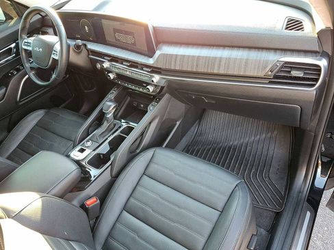 Used 2024 Kia Telluride SX Prestige w/ Towing Package image 36