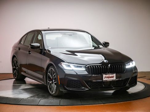 Used 2023 BMW 540i w/ M Sport Package RWD image 6