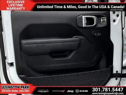 Used 2025 Jeep Wrangler Unlimited Sport AWD/4WD image 20
