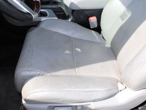 Used 2014 Toyota Sequoia Platinum image 24