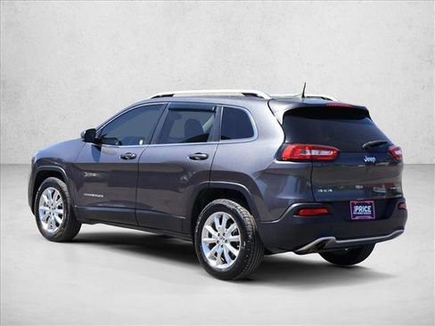 Used 2017 Jeep Cherokee Limited AWD/4WD image 8
