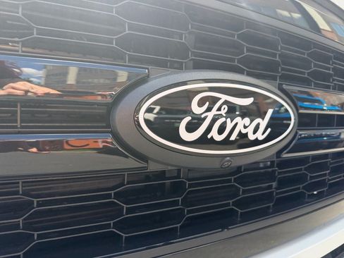 Used 2026 Ford F150 Lariat AWD/4WD image 34
