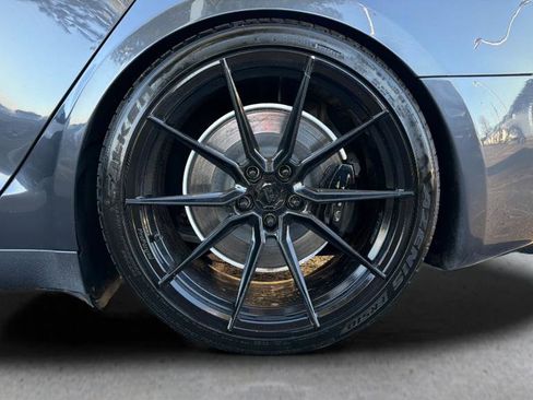 Used 2022 Tesla Model S Plaid image 14