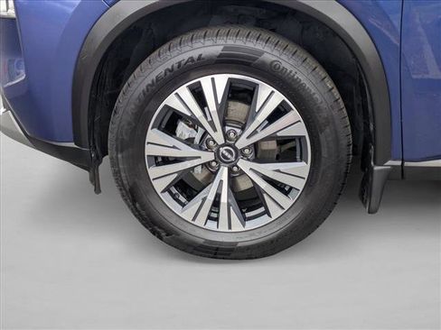 Used 2023 Nissan Rogue SV FWD image 23