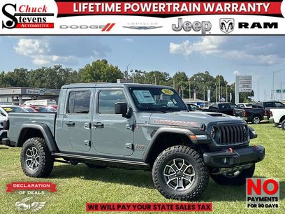 New 2025 Jeep Gladiator Mojave w/ Convenience Group