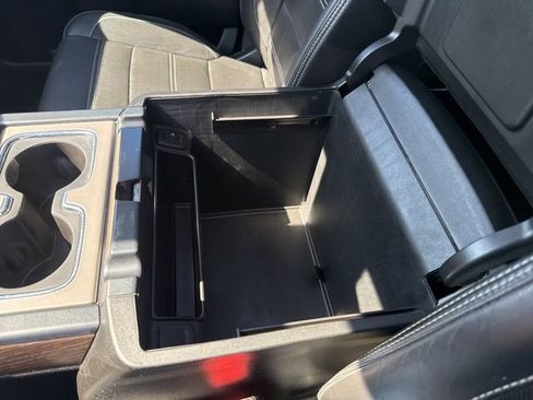 Used 2018 GMC Sierra 2500 Denali w/ Duramax Plus Package image 33