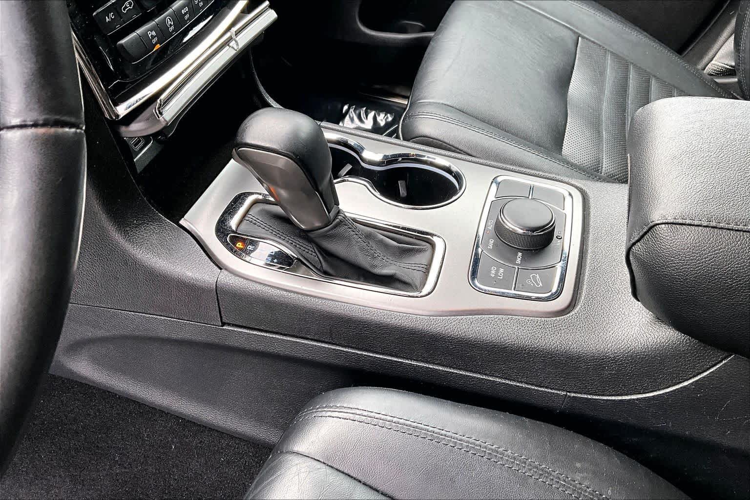 Used 2019 Jeep Grand Cherokee Limited X AWD/4WD image 17