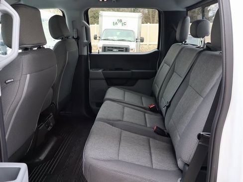 New 2026 Ford F250 XL w/ XL Chrome Package image 10