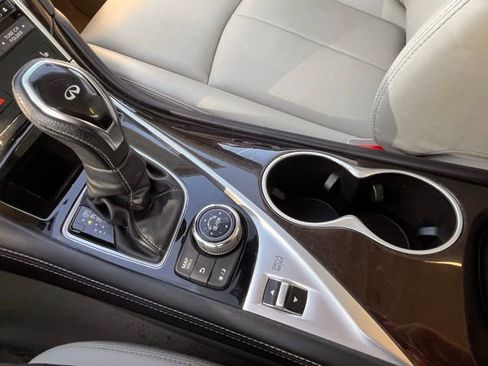 Certified 2019 INFINITI Q50 Luxe w/ Essential Package (3.0T Luxe) image 20