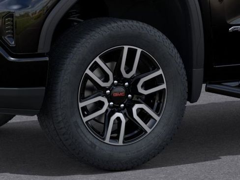 New 2026 GMC Sierra 1500 AT4 w/ Technology Package AWD/4WD image 9