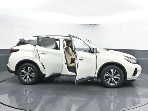 Used 2020 Nissan Murano SV image 58
