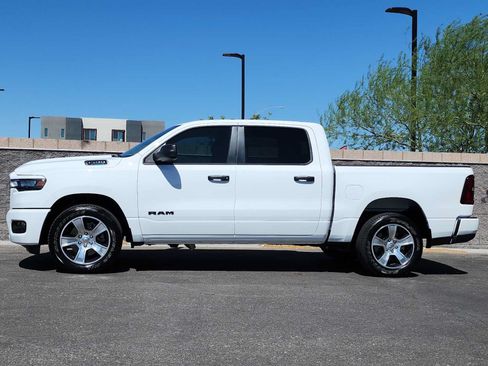 Used 2026 RAM 1500 Express RWD image 5