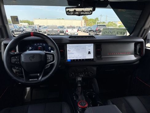 Used 2025 Ford Bronco Raptor AWD/4WD image 6