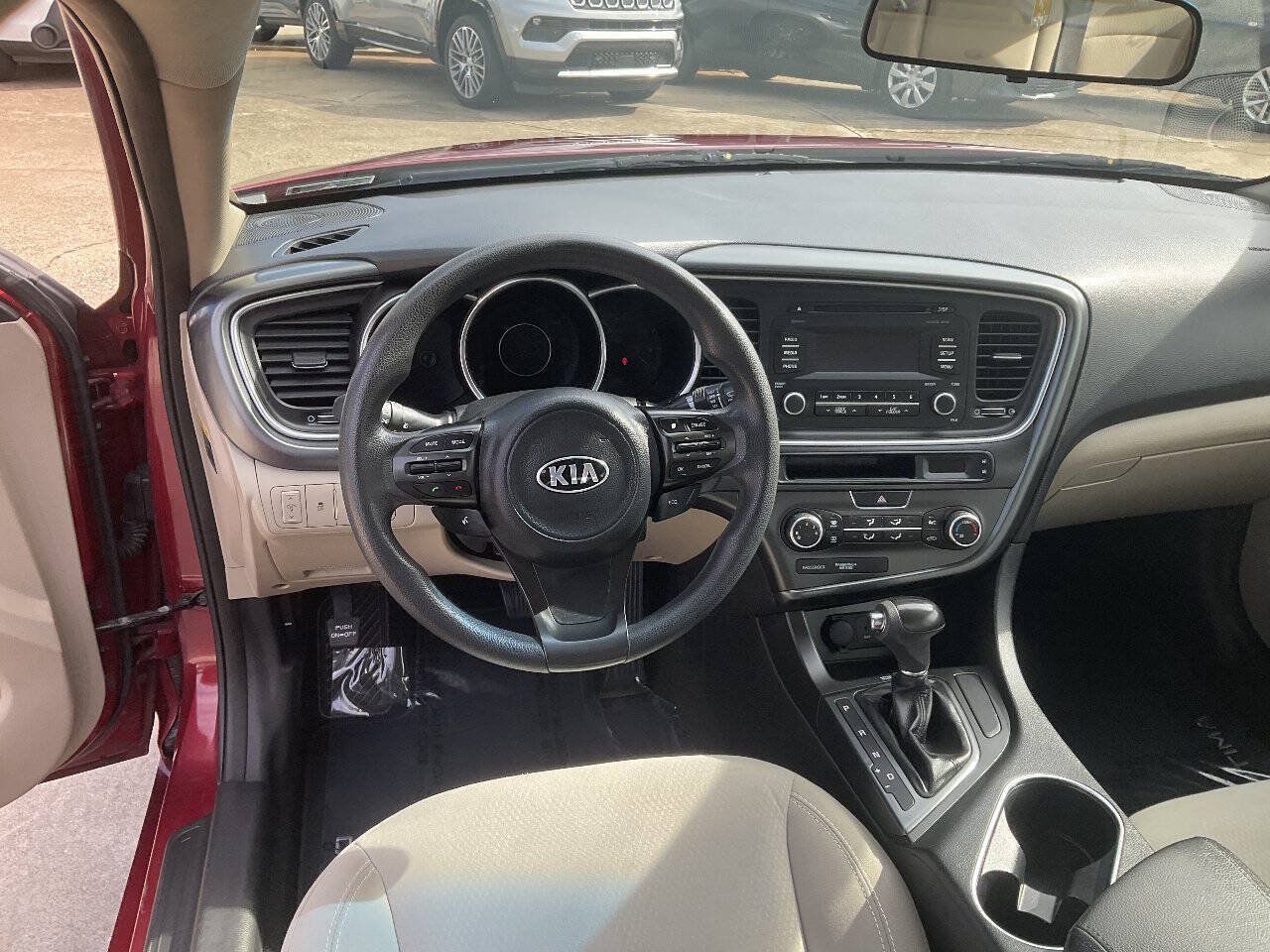 Used 2015 Kia Optima LX FWD image 13