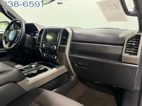 Used 2020 Ford Expedition XLT image 28