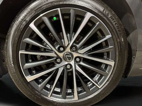 Used 2024 Lexus ES 350 w/ Premium Package FWD image 31