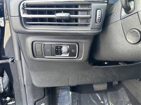 Certified 2023 Lincoln Corsair Reserve w/ Equipment Group 201A image 31