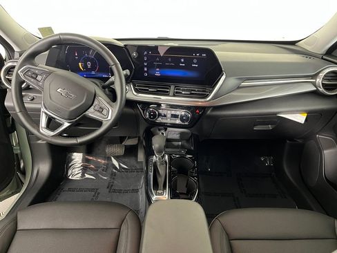 Used 2025 Chevrolet Trax ACTIV w/ Driver Confidence Package image 18