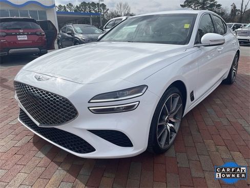 Used 2023 Genesis G70 2.0T image 1