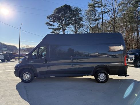 Used 2024 RAM ProMaster 3500 image 9