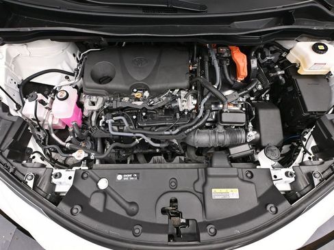 Used 2024 Toyota Sienna XSE AWD/4WD image 50